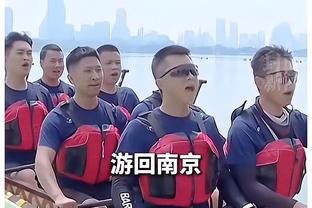 ?这牵制力这待遇！字母哥周边围了五人